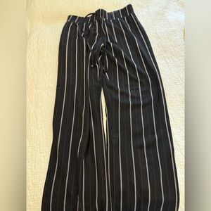 Zac & Rachel Dress Pants pull on wide leg elastic waist. Size M black /red